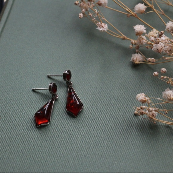 1970's Sterling Amber Citrine Drop Earrings - Picture 3 of 7